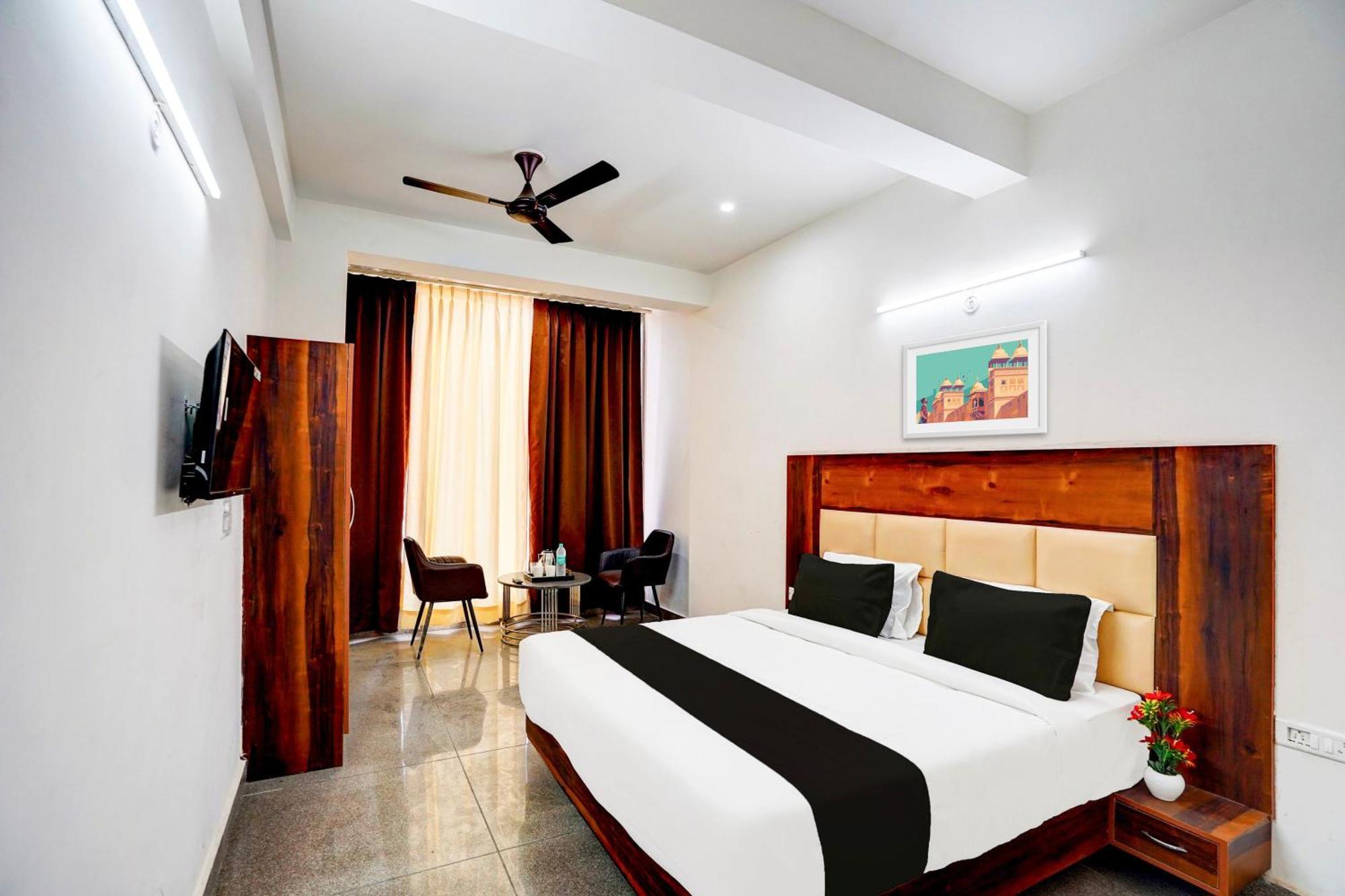 Collection O Apple Tree Hotel Noida Kültér fotó